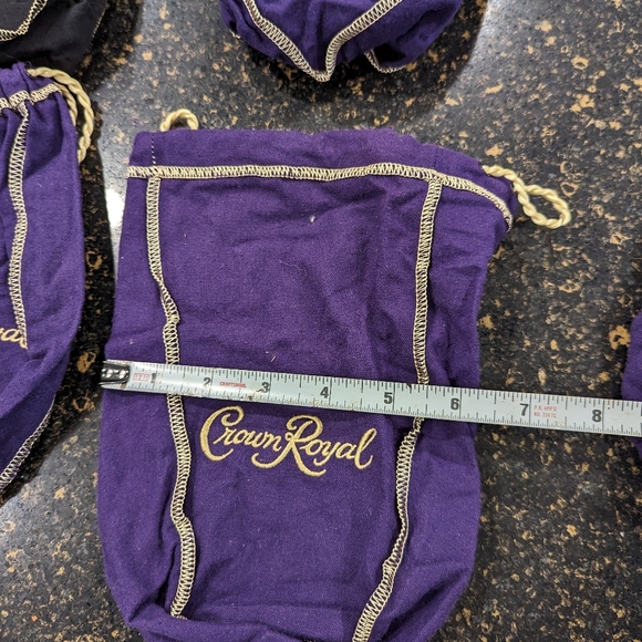 Lot of 4 Crown Royal bags - Picture 9 of 10